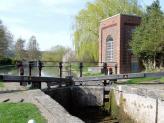 Northchurch Grand Union Canal Lock with it's small pumphouse.